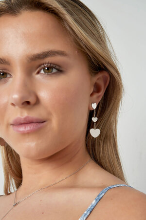 Charm earrings with Three heart-shaped h5 Picture2